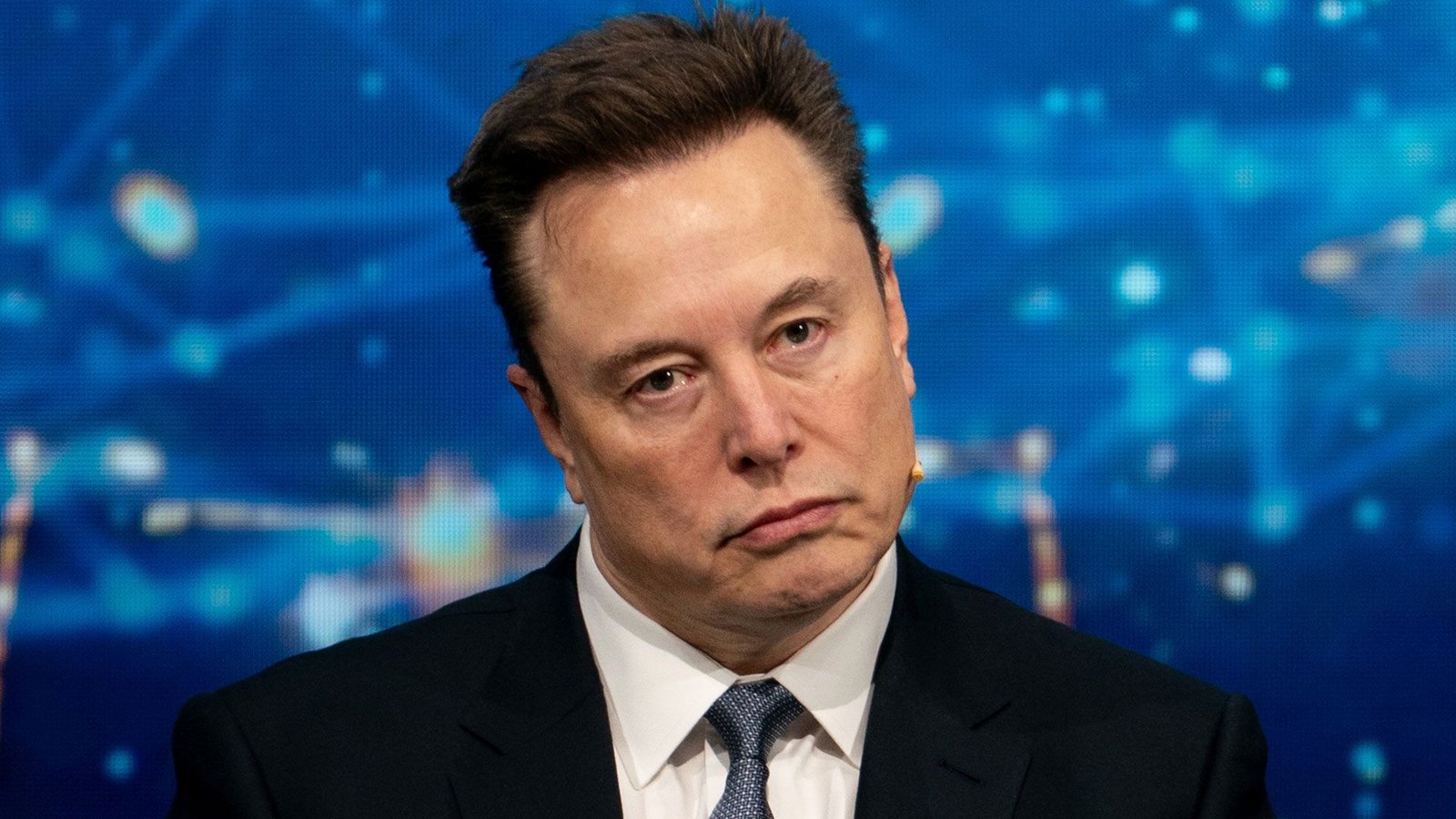 Senators called on Apple and Google to pull Musk’s X and Grok from their app stores over concerns about sexual deepfakes
